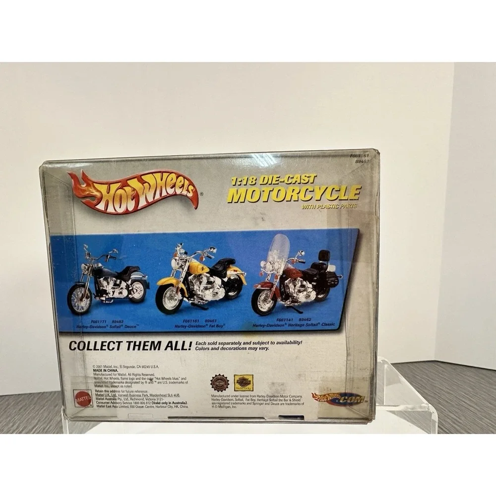 Harley Davidson Hot Wheels diecast model 1:18,‎ Fat Boy Classic Yellow